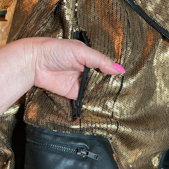 W118 by Walter Baker ronnie jacket size M in gold sequined biker jacket - Picture 14 of 15